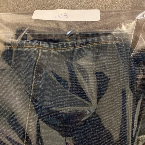 Abercrombie and Fitch Boys Men’s Distressed Super Skinny Jeans Waist 31 Length32 - Picture 15 of 15